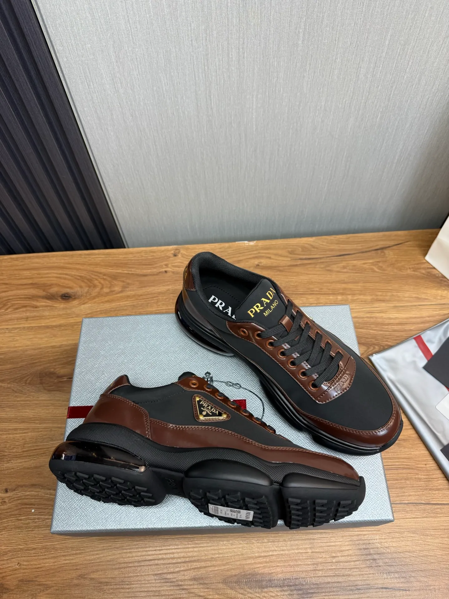 Men's shoes 💰660💰 [PRADA] Men's shoes are popular in the counter, official website is synchronized, 1 high-quality shipment ✔️Original cowhide upper + cowhide lining, 1🆚1 replica, original sole, 38-45 (45 customized, non-refundable)